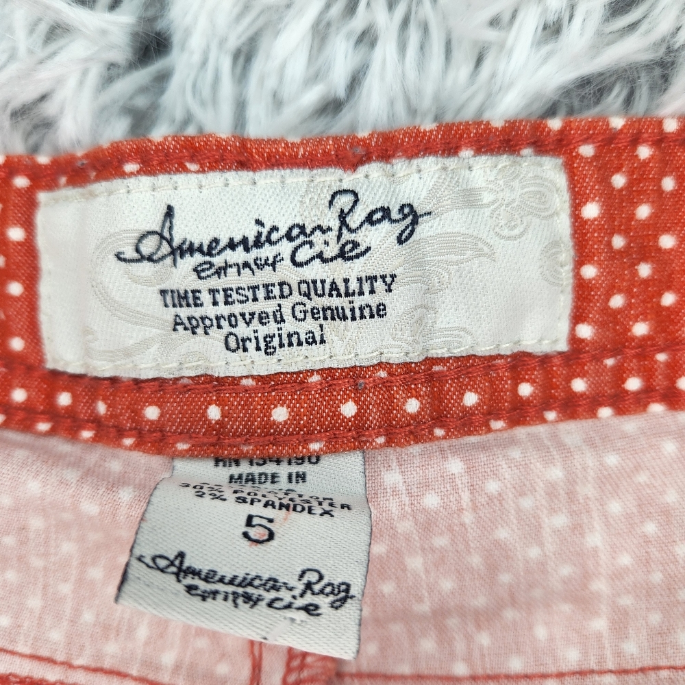 American Rag Shorts - Picture 2 of 3
